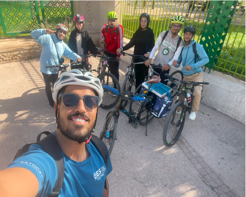 Randonnée e‑bike en forêt, sentiers ombragés